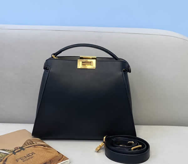 Replica New Cheap Fendi Peekaboo Black Single Shoulder Crossbody Bag 302