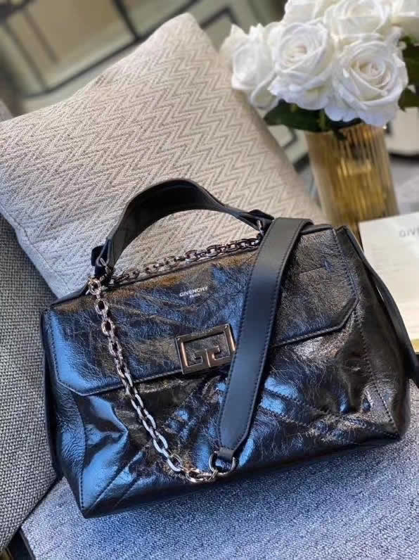 Fake Givenchy New Autumn And Summer Givenchy Black ID Bag Shoulder Bag