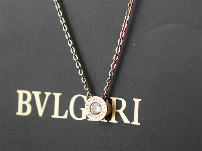 Personalized Customized Necklace For Women Gift Fake Bvlgari Fashion Lady Necklaces 05