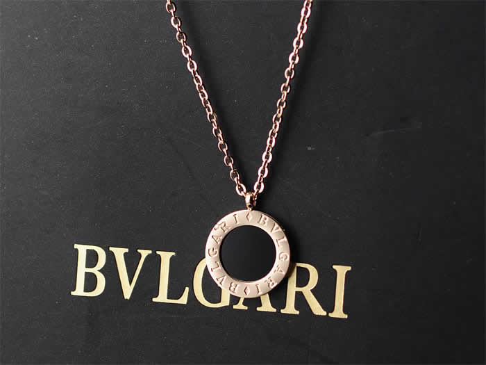 Personalized Customized Necklace For Women Gift Fake Bvlgari Fashion Lady Necklaces 07