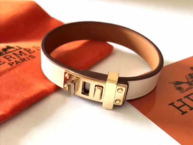 Luxury Fashion Brand New Design Fake Hermes Bracelets 167