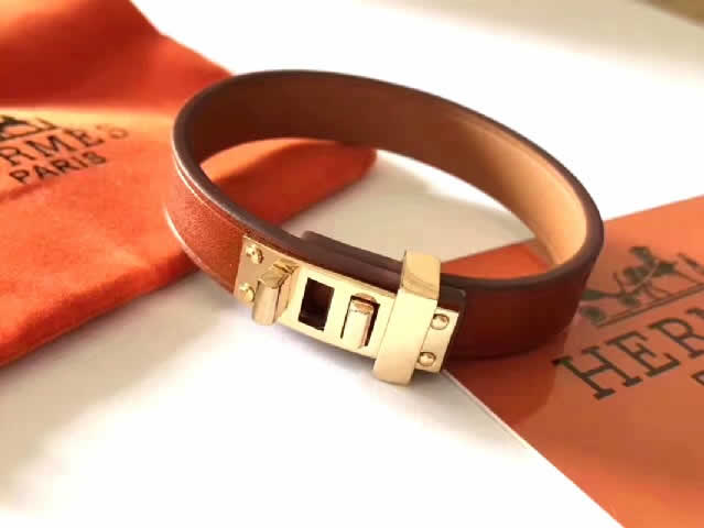 Luxury Fashion Brand New Design Fake Hermes Bracelets 173