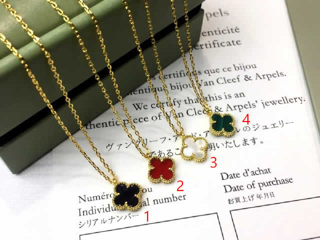 High Quality Jewelry Gifts Fake Van Cleef & Arpels Necklaces 42