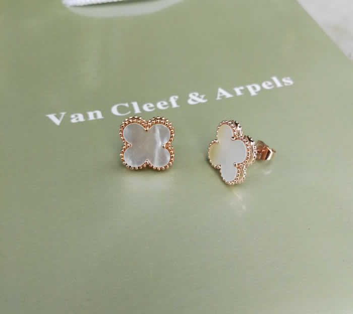 Fashion New Earrings For Women Replica Van Cleef & Arpels Earrings 24