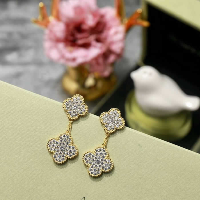 Fashion New Earrings For Women Replica Van Cleef & Arpels Earrings 36