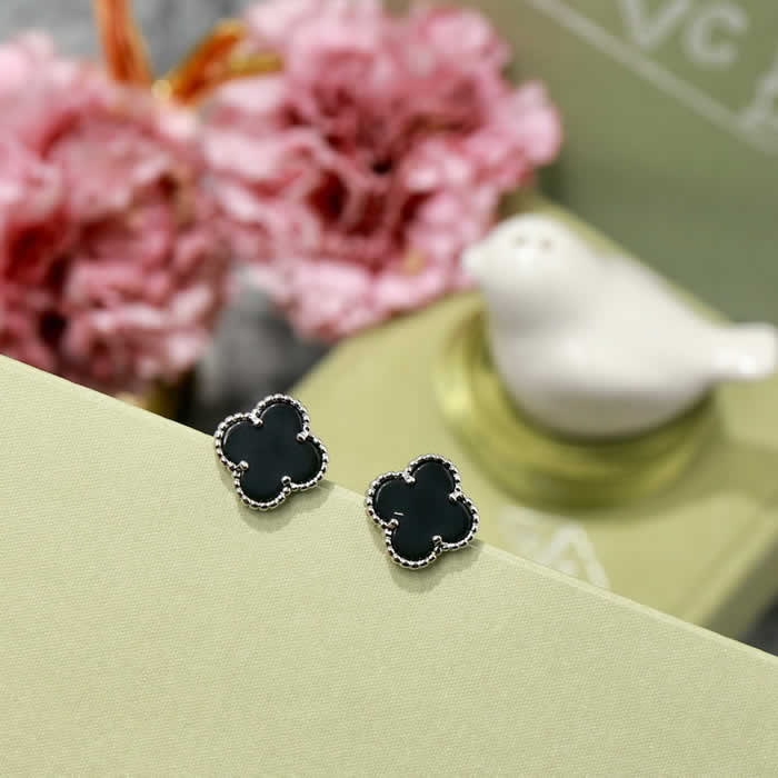 Fashion New Earrings For Women Replica Van Cleef & Arpels Earrings 48