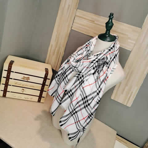 Fashion Casual Scarfs Replica Cheap Burberry Scarves High Quality 61