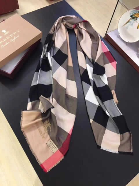 Fashion Casual Scarfs Replica Cheap Burberry Scarves High Quality 125